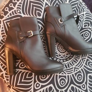 BNWOB Ralph Lauren brown boots